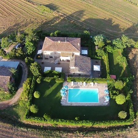 Agriturismo Il Canneto 卡索莱代尔萨 外观 照片