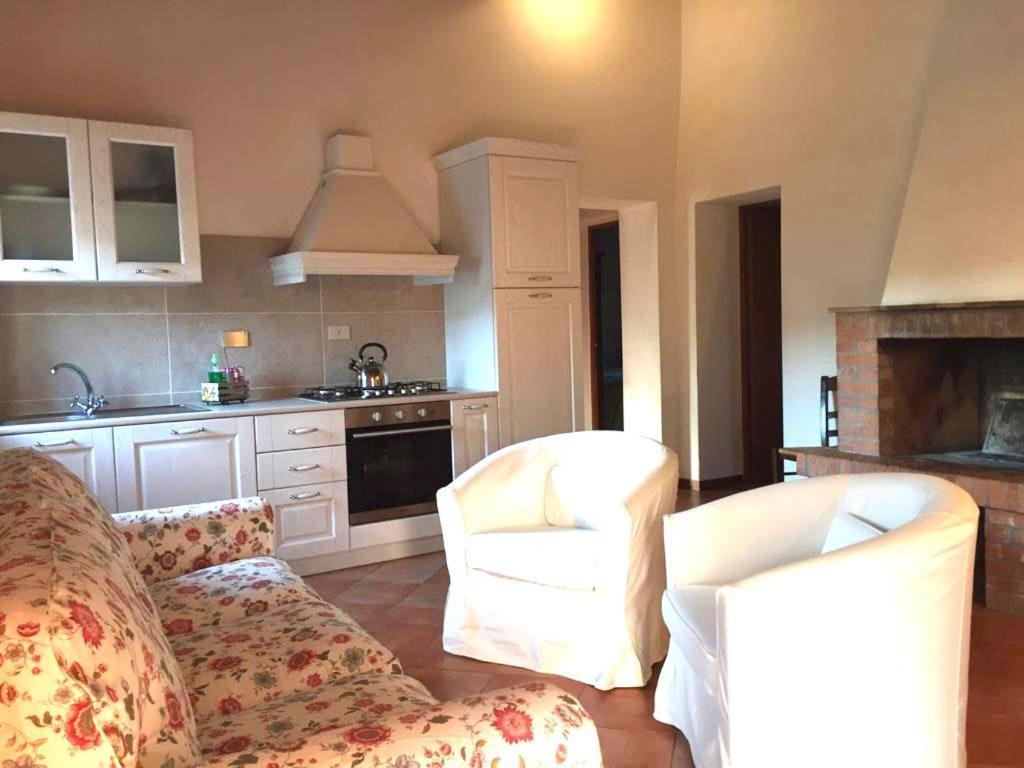 Agriturismo Il Canneto 卡索莱代尔萨 外观 照片