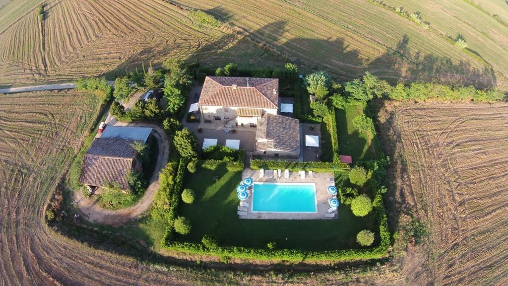 Agriturismo Il Canneto 卡索莱代尔萨 外观 照片